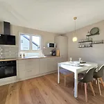 Apartman Charmante 3-Schlafzimmer Wohnung Mit Balkon In Loerrach