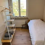Charmante 3-Schlafzimmer Wohnung Mit Balkon In Loerrach Apartman