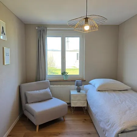 Apartman Charmante 3-Schlafzimmer Wohnung Mit Balkon In Loerrach