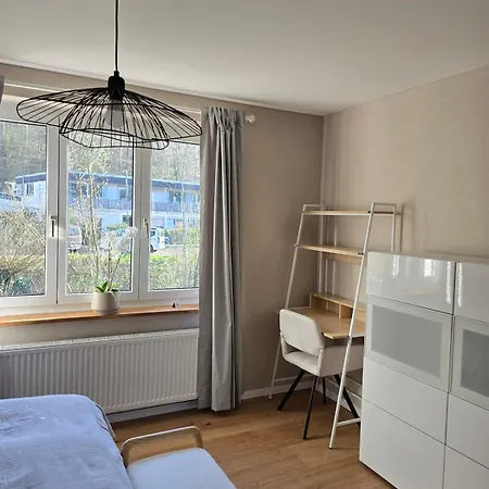 Charmante 3-schlafzimmer Mit Balkon In Apartmán Lörrach