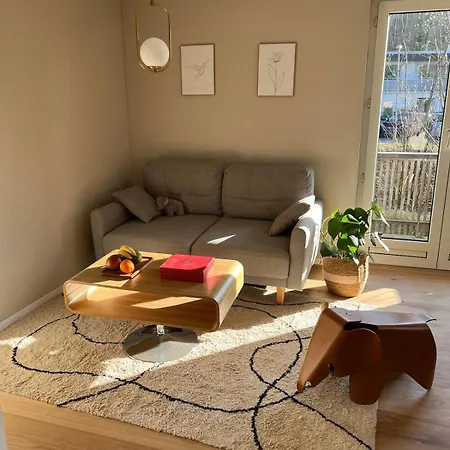 Charmante 3-schlafzimmer Mit Balkon In *