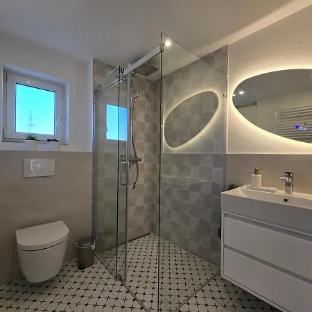 Apartmán Charmante 3-schlafzimmer Mit Balkon In Lörrach