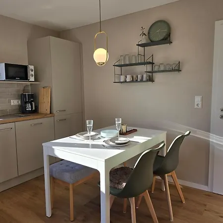 Charmante 3-schlafzimmer Mit Balkon In Lörrach